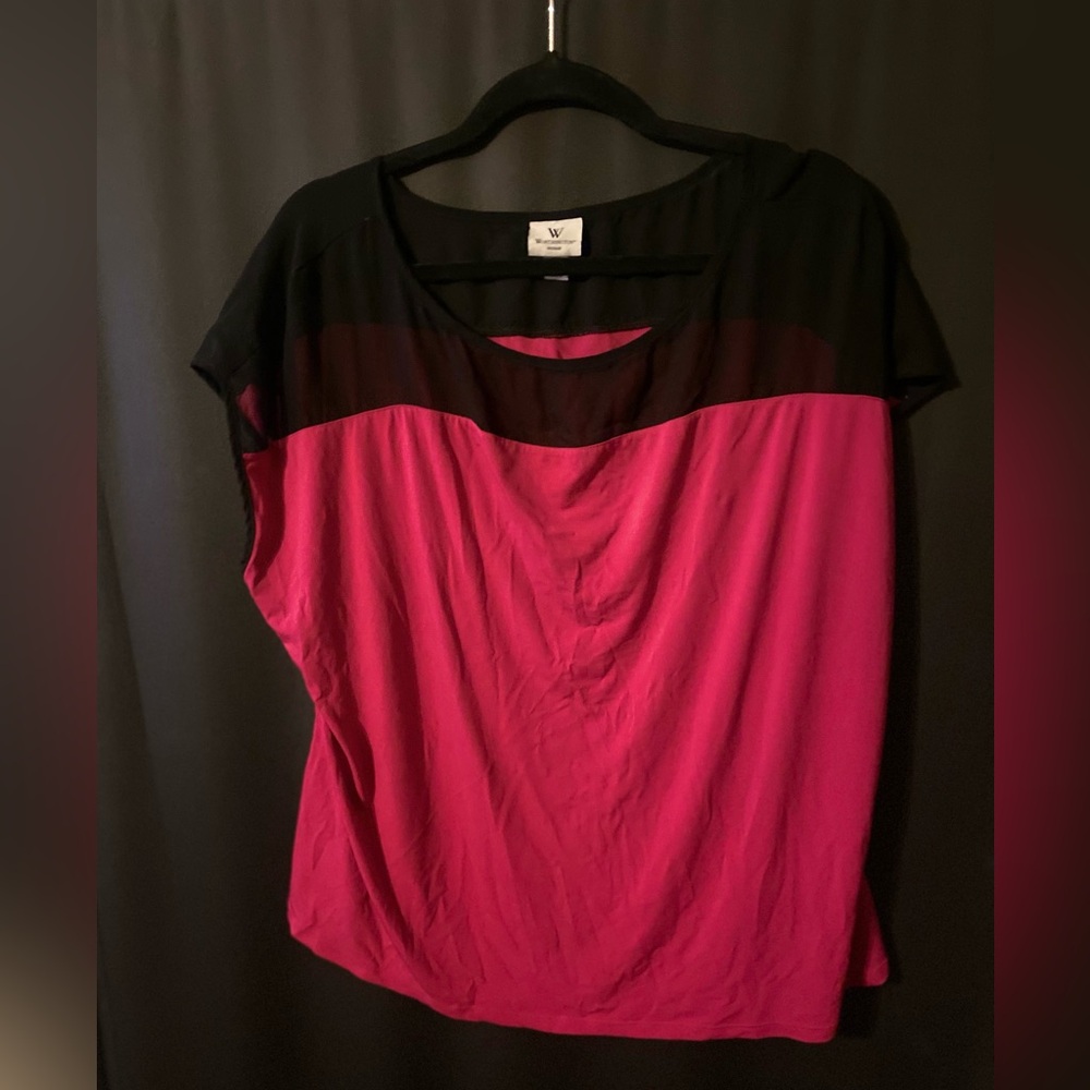 Woman's Blouse Size 3x Short Sleeve Fuchsia and Black Colorblock